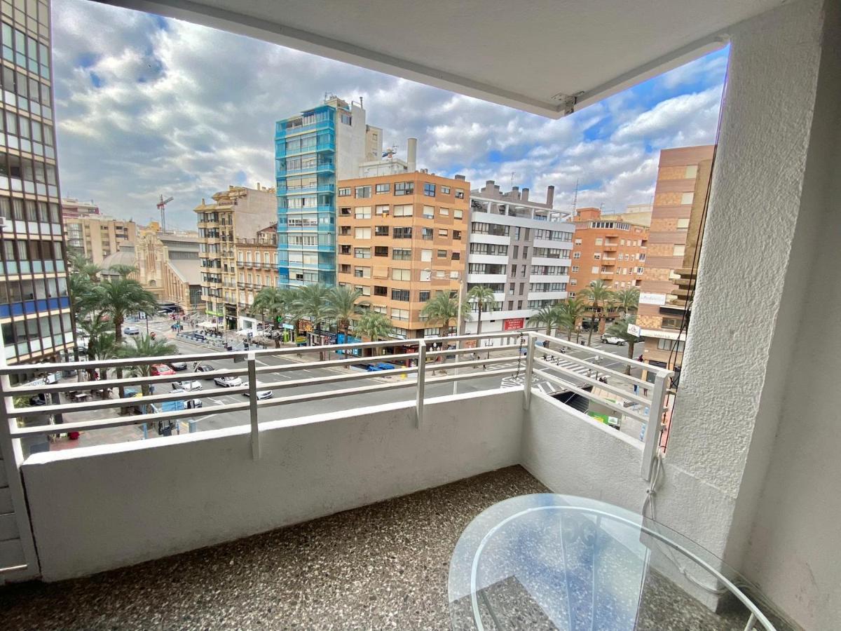 Apartment Rambla อาลิกันเต ภายนอก รูปภาพ