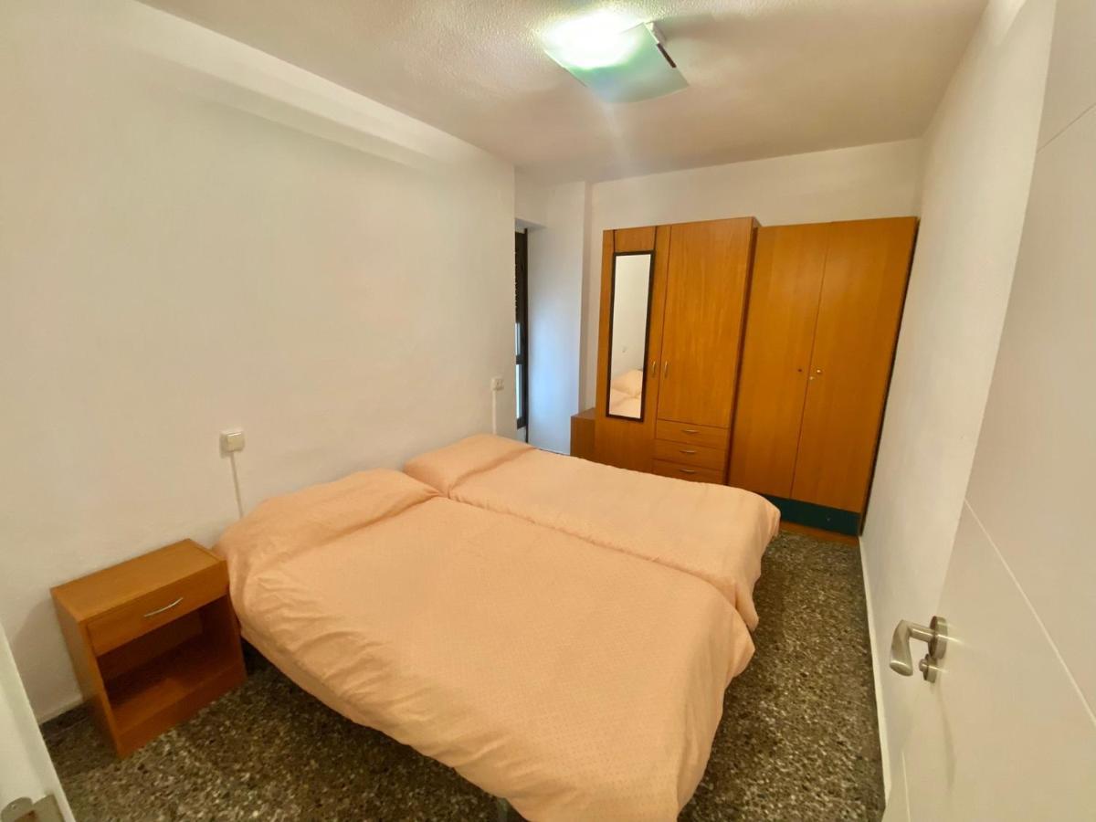 Apartment Rambla อาลิกันเต ภายนอก รูปภาพ